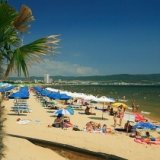 Зонтики и шезлонги станут бесплатными в Болгарии