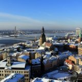 Латвия вступает в зону евро и увеличивает стоимость проезда в столичном транспорте