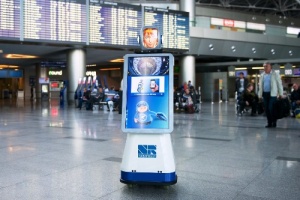 passajiram vnukovo pomogaet govoryashii robot lenochka Пассажирам Внуково помогает говорящий робот «Леночка»