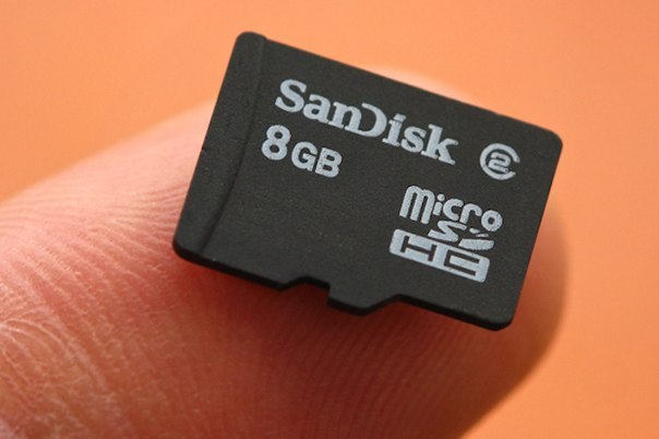 kak vosstanovit utrachennye dannye na Micro SD fleshke Как восстановить утраченные данные на Micro SD флешке?