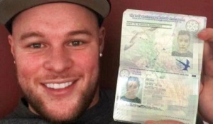 turist uletel v otpusk po pasportu svoei devushki Турист улетел в отпуск по паспорту своей девушки