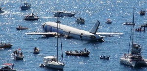 v turcii zatopili samolet dlya privlecheniya turistov В Турции затопили самолет для привлечения туристов