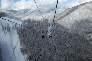 krasnaya polyana turistov mnogo ocheredei net Красная Поляна: туристов много, очередей нет