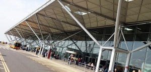 londonskii aeroport stensted obzavelsya novym otelem Лондонский аэропорт Стэнстед обзавелся новым отелем