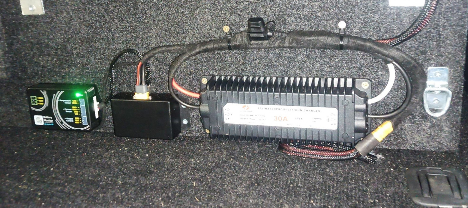 sborka kempingovogo akkumulyatora ili Make Powerbank Great Again 10 Сборка кемпингового аккумулятора или Make Powerbank Great Again