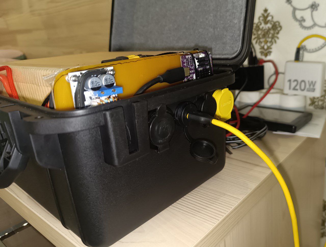 sborka kempingovogo akkumulyatora ili Make Powerbank Great Again 59 Сборка кемпингового аккумулятора или Make Powerbank Great Again