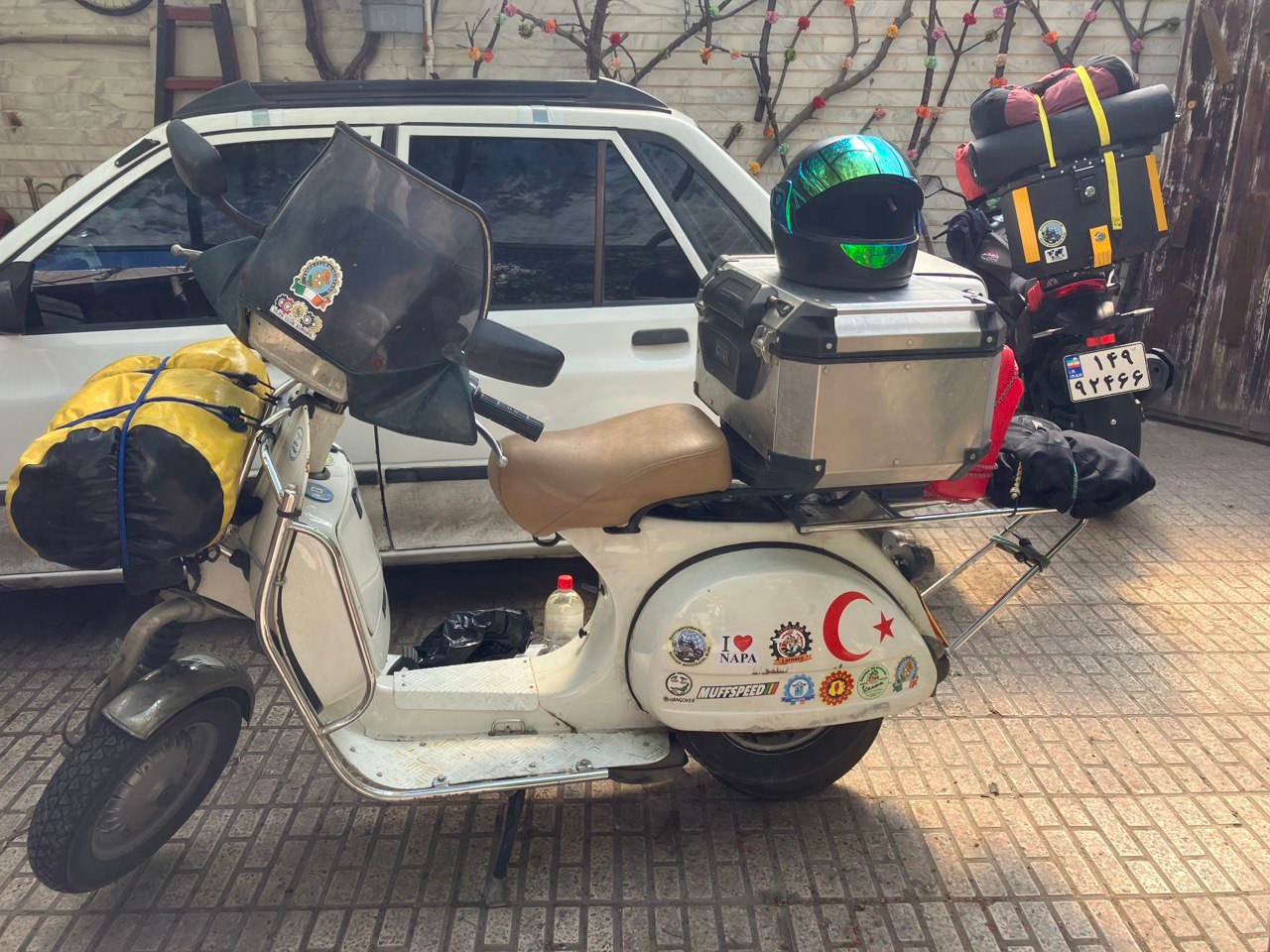Скутер ирландца iz moskvy k persidskomu zalivu na motocikle 3 chast 3 Из Москвы к Персидскому заливу на мотоцикле. 3 часть