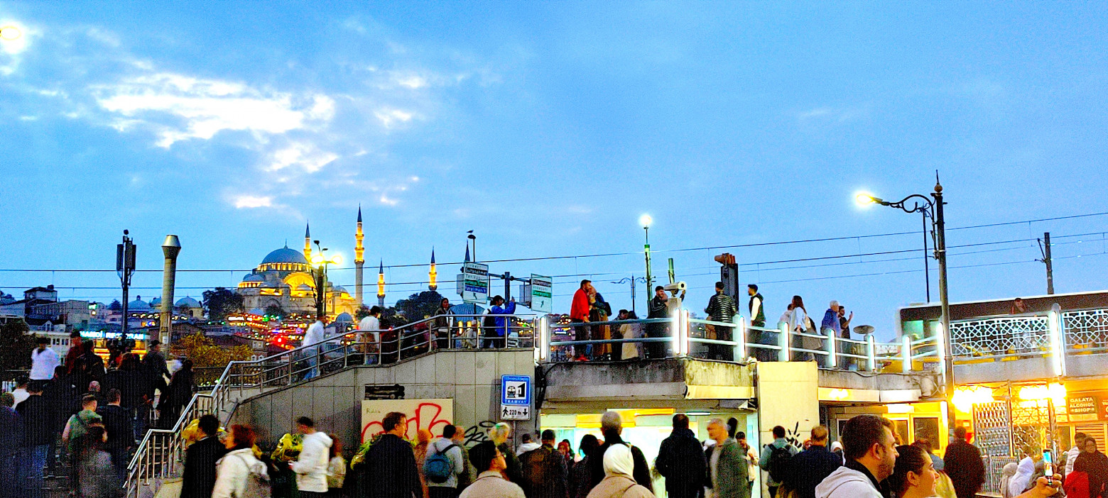 stambul dlya chainikov istoriya korotkogo puteshestviya i laifhaki dlya teh kto sobiraetsya tuda vpervye Стамбул для чайников: история короткого путешествия и лайфхаки для тех, кто собирается туда впервые