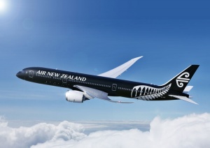 Air New Zealand uvolila i oshtrafovala styuardessu na 10 000 dollarov Air New Zealand уволила и оштрафовала стюардессу на 10 000 долларов