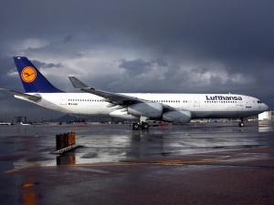 Lufthansa zapustit reisy v toronto i mehiko Lufthansa запустит рейсы в Торонто и Мехико