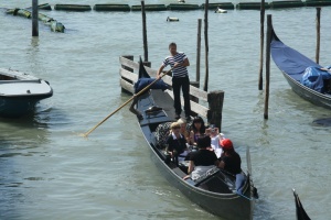  Гондолы в Венеции снабдят GPS датчиками и номерами