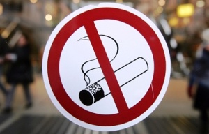 v parijskih parkah bolshe nelzya kurit В парижских парках больше нельзя курить