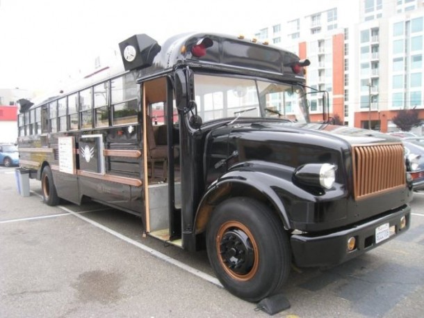 v ssha shkolnyi avtobus prevratili v restoran В США школьный автобус превратили в ресторан