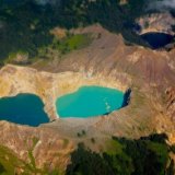 Вулканические озера Келимуту – трехцветное чудо природы