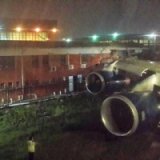 Самолет задел крылом здание в аэропорту Йоханнесбурга
