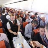 Определены самые опасные для здоровья места в самолете