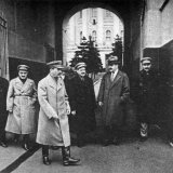 Два верных соратника Сталина — Молотов и Каганович еще долго жили