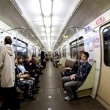 В метро Минска теперь можно находиться только в обуви и без наушников