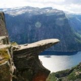 Туристка упала с Языка Тролля в Норвегии