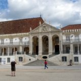 Одинокие путешественники все чаще выбирают Португалию
