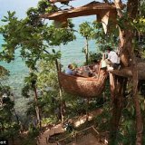 Ресторан Таиланда предлагает поужинать на верхушке дерева