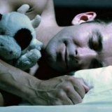 Почему мужчинам полезно спать без белья?
