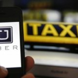 Дороги в аэропорты Парижа заблокированы протестующими таксистами
