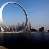 Гигантский небоскреб в форме кольца можно увидеть в Китае