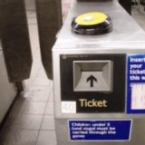 Проезд в лондонском метро можно будет оплатить с помощью смартфона