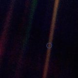 Фотография Земли с расстояния 6 миллиардов километров
