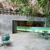На Майорке открылся бар в пещере
