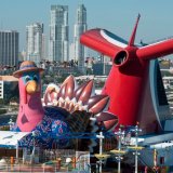 Carnival Cruise Lines предлагает отметить День благодарения на корабле