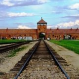 Посетителей Освенцима просят регистрироваться через интернет