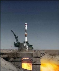 discoveryrockets red glade 250x300 Discovery. Огненный отблеск ракет (Rockets Red Glade)