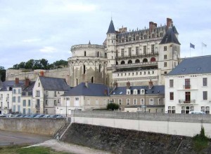 amboise le chateau 300x220 Долина Луары   блеск и нищета