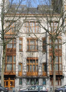 Victor Horta H  tel Solvay 215x300 Дома Хорта в Брюсселе   под стеклянными балдахинами